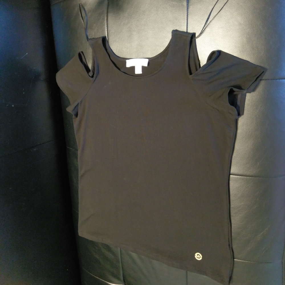 🔥🔥SALE🔥🔥Black Micheal Kors Top